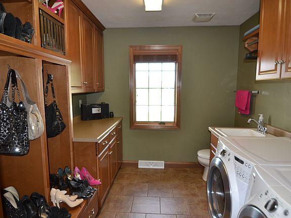 Laundry/Mud Room/Half Bath