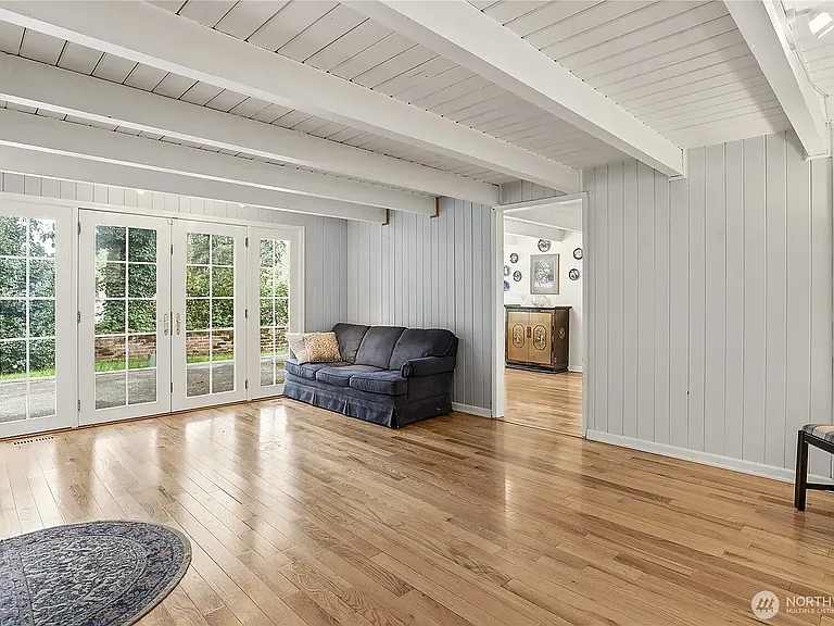 12404 NE 6th Pl — Photo 9