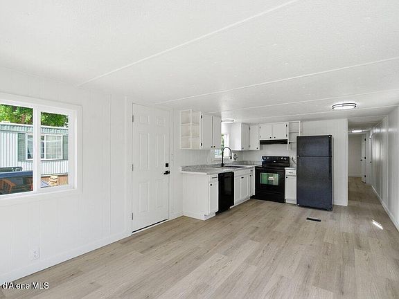 5th image of 940 N Maranatha Dr Space 31