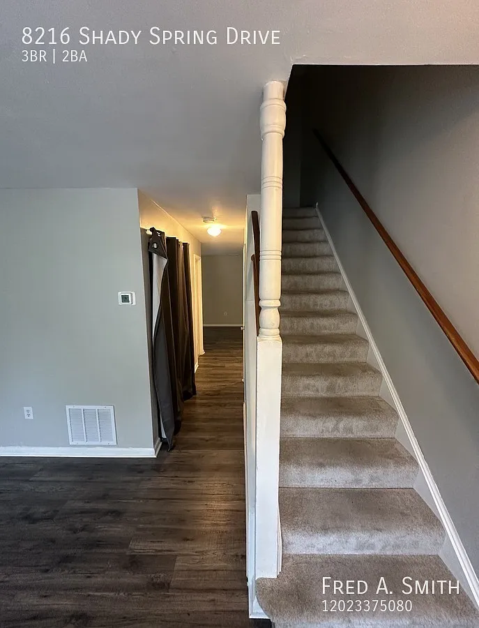 Beautiful 3-Bedroom Townhome in Gaithersburg Spacious Layout & Convenient Location — Photo 4