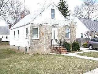 1st image of 16 Plymouth Ave