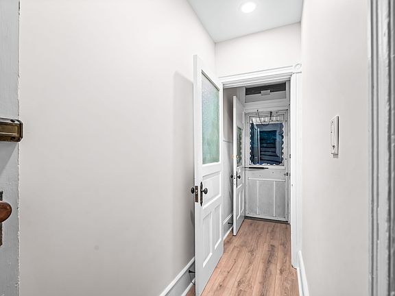 Common Vestibule Area