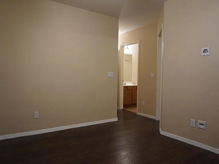 42263 W Oakland Dr — Photo 9
