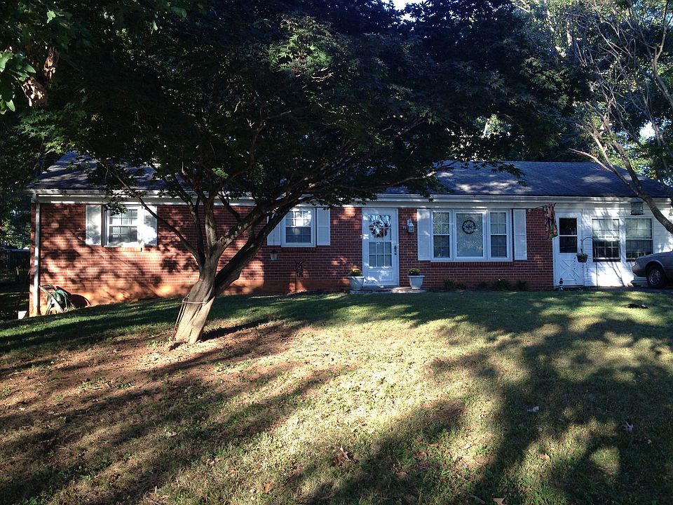 1st image of 755 Whitestone Dr