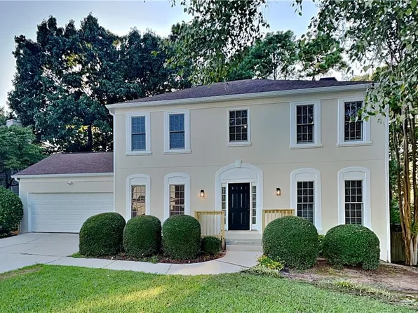 215 Boca Ciega Ct, Johns Creek, GA 30022