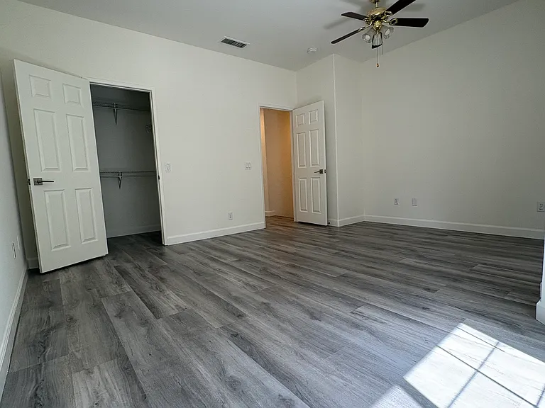 25735 Perlman Pl — Photo 14