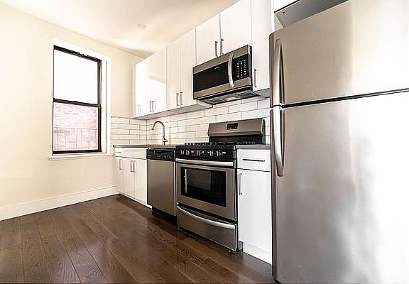 4th image of 633 E 16th St APT C5