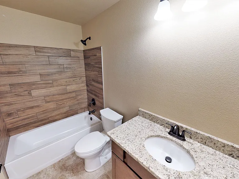 806 Brook Dr — Photo 11
