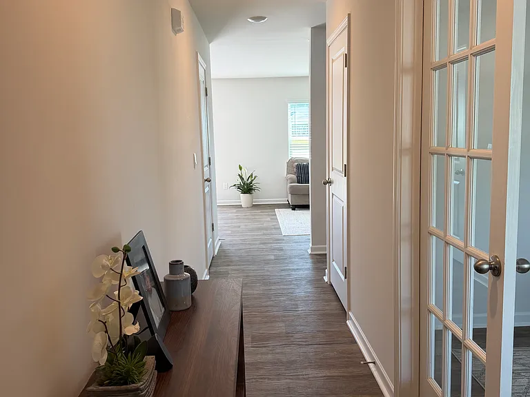 131 Chessie Rd — Photo 2