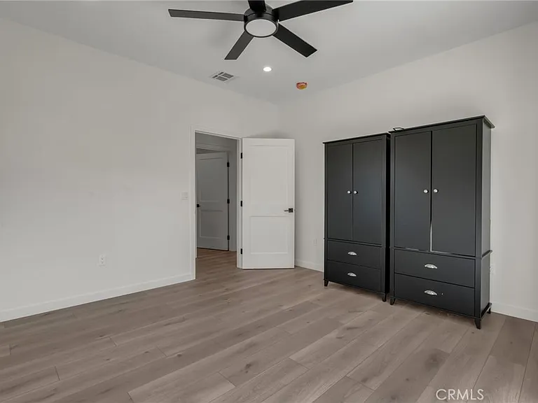 22434 Berdon St — Photo 26