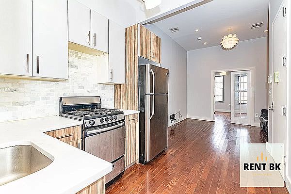 1st image of 1136 Willoughby Ave #3D