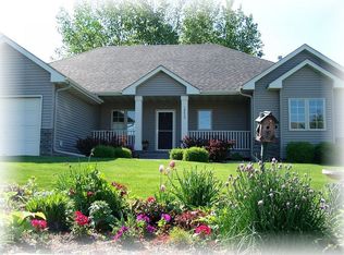 10630 Amery Ct, Inver Grove Heights, MN 55077