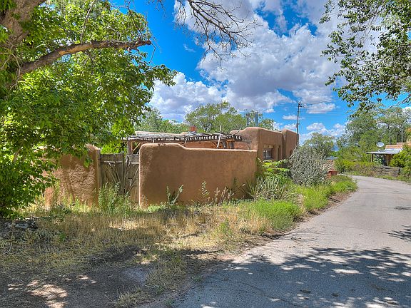 4th image of 13 Camino Del Campo Santo