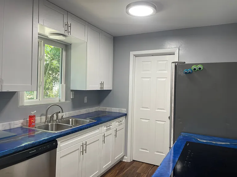 4007 Aldington Dr #C — Photo 7