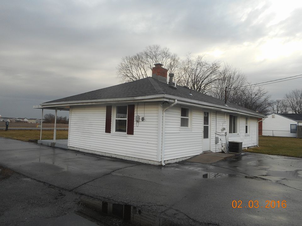 5694 Kitridge Rd Dayton OH Zillow