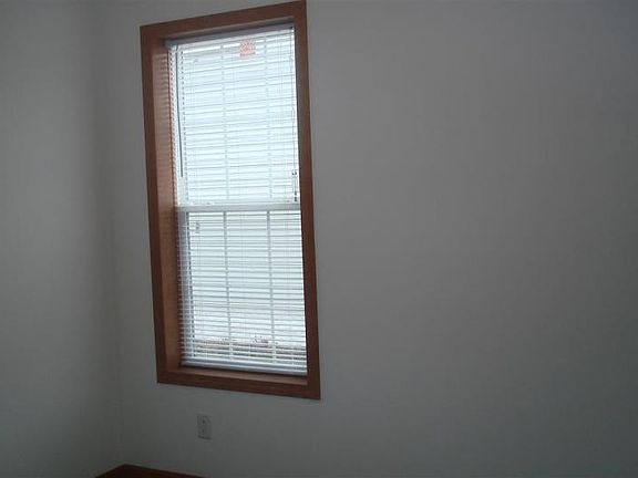 2nd image of 544 Capitol Blvd