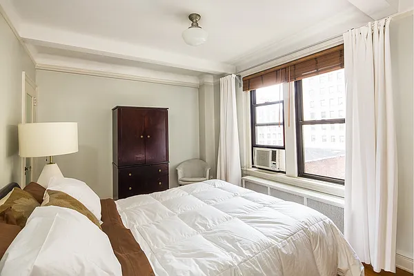 Sold by Stribling | media 13