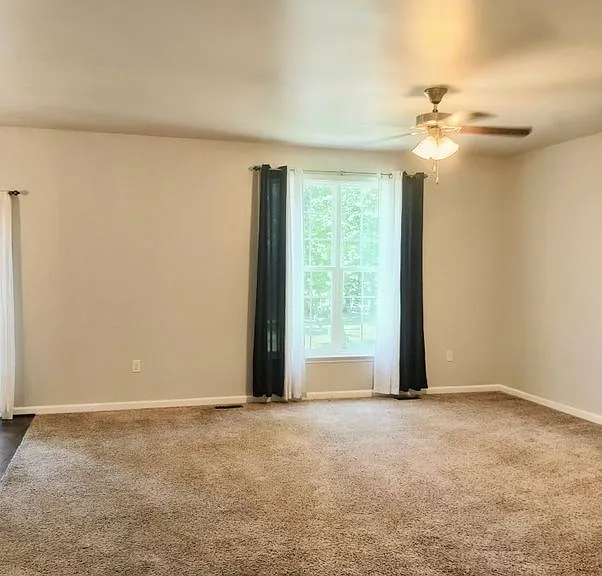 2913 Lakeview Pkwy — Photo 23