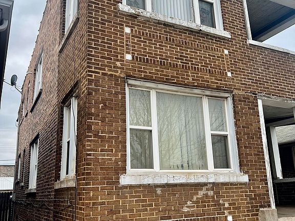 3rd image of 3906 Parrish Ave