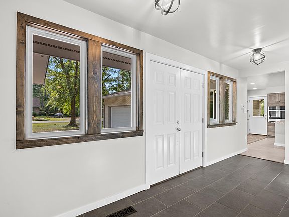 4th image of 103 Wofford Ln.