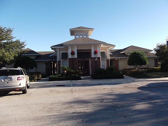 2nd image of 4110 Crownwood Dr