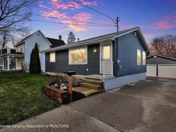 104 S Lansing St, Saint Johns, MI 48879
