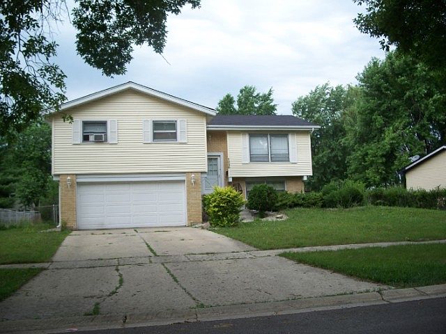 2nd image of 1038 Barrow Ct