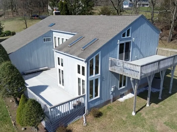 4 Jenny Jump Ct, Raritan Twp., NJ 08822