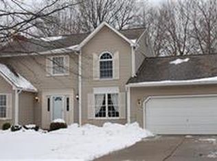 32282 Walnut Ct, Avon Lake, OH 44012