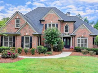 8025 Halstead Dr, Suwanee, GA 30024