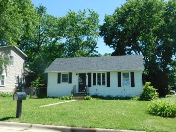 641 Anna Ave, Loves Park, IL 61111