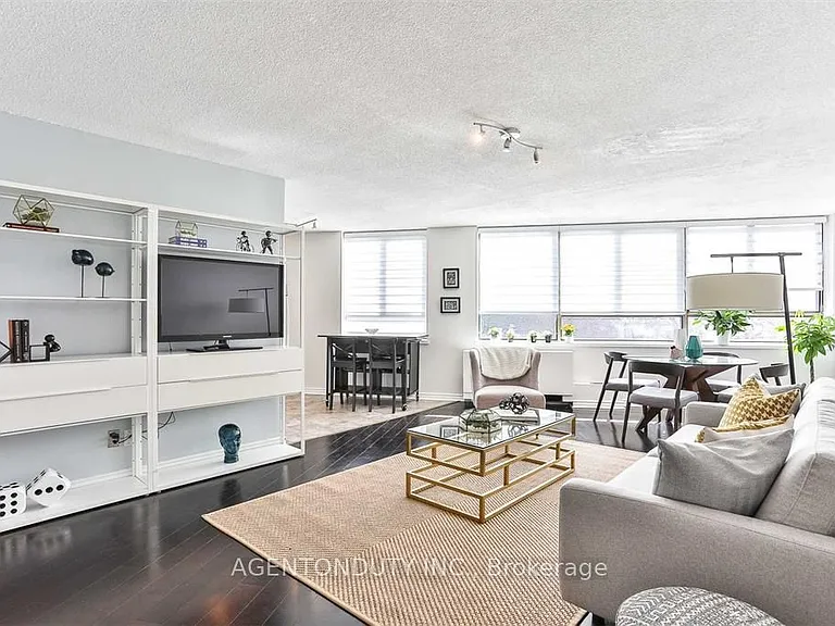 250 Queens Quay W #206 — Photo 2