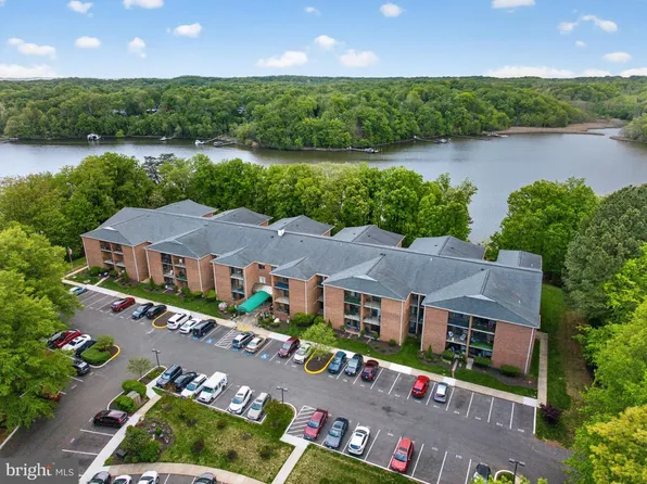 2900 Shipmaster Way APT 120, Annapolis, MD 21401