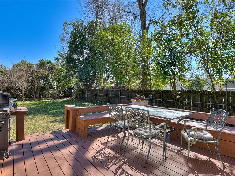 126 Horry St SE — Photo 36