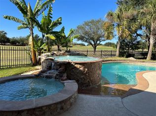 11823 Canyon Mills Dr, Houston, TX 77095