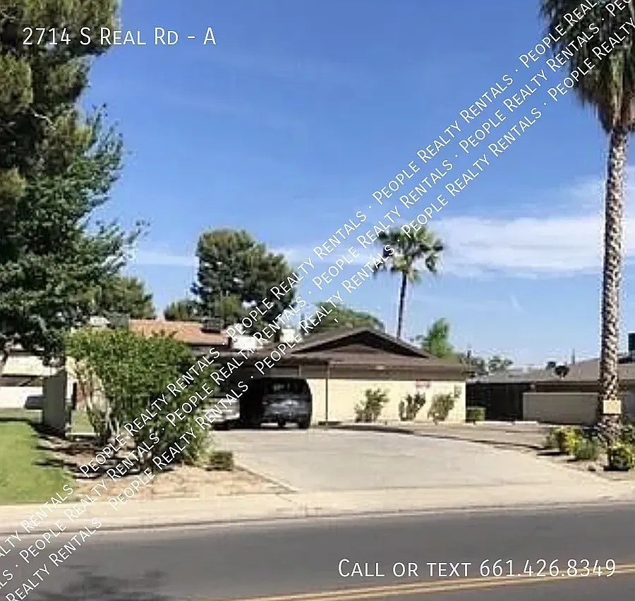 2 bed, 838 sqft, $1,352 — Photo 1