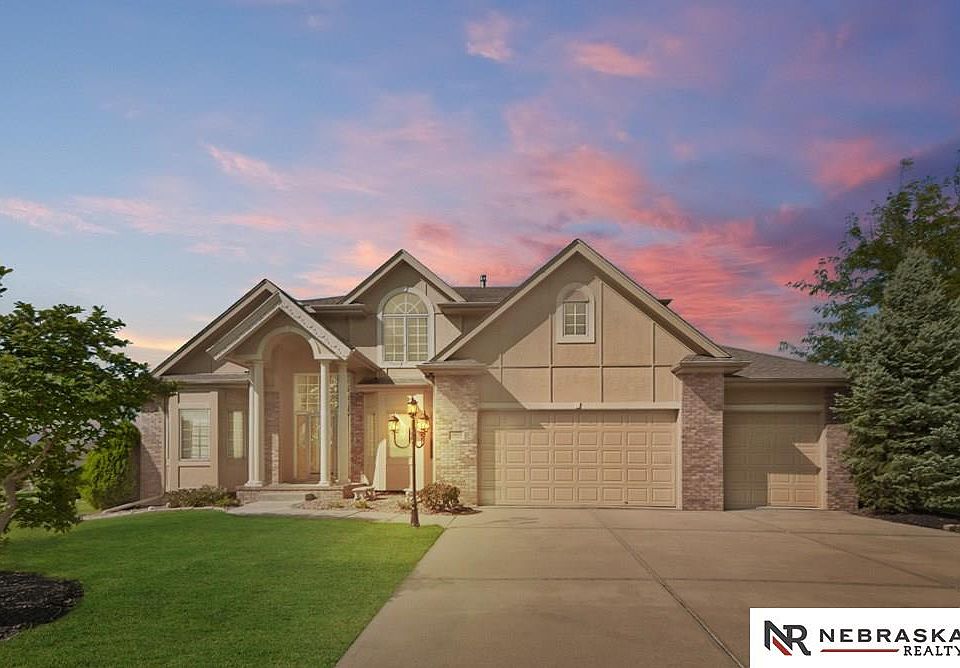 1st image of 11602 Bay Cir