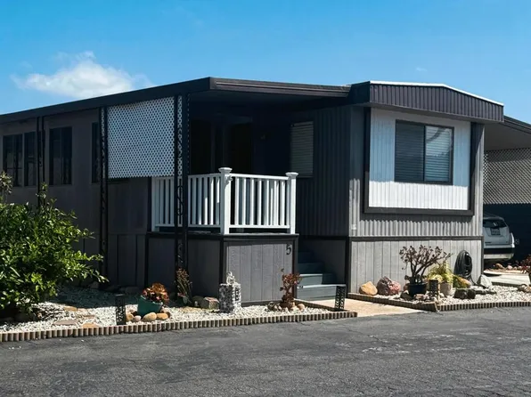 5 Debussy Ln #5, Ventura, CA 93003