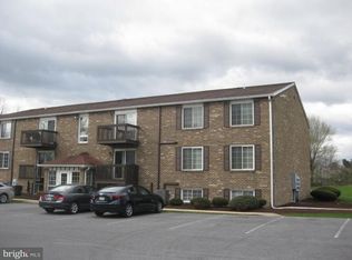 1003 Nanroc Dr APT 11, Mechanicsburg, PA 17055