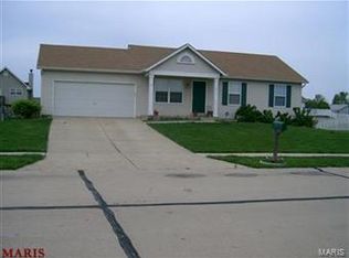 689 Dundee Ct, Wentzville, MO 63385