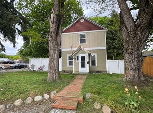 1070 N 1st St, Coeur D Alene, ID 83814