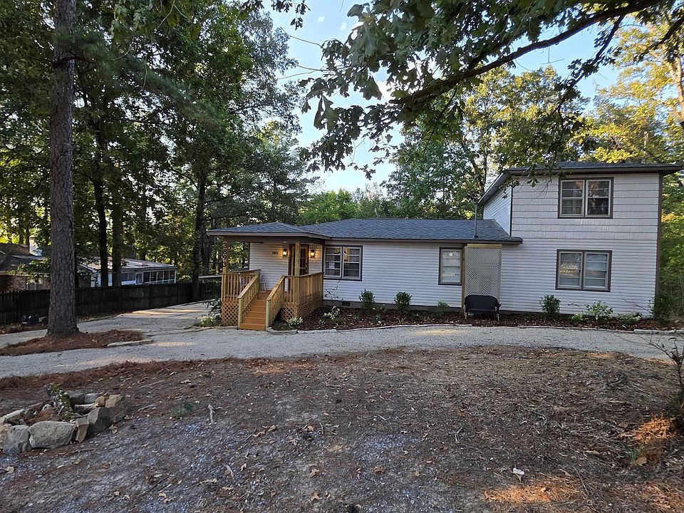 1st image of 3893 Parkwood Rd SE