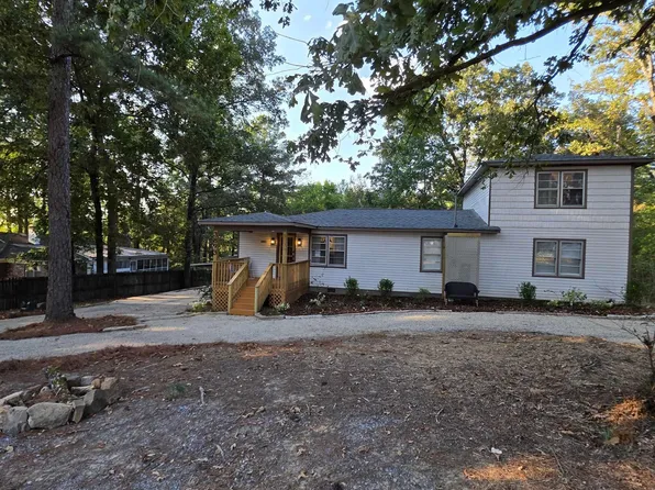 3893 Parkwood Rd SE, Bessemer, AL 35022