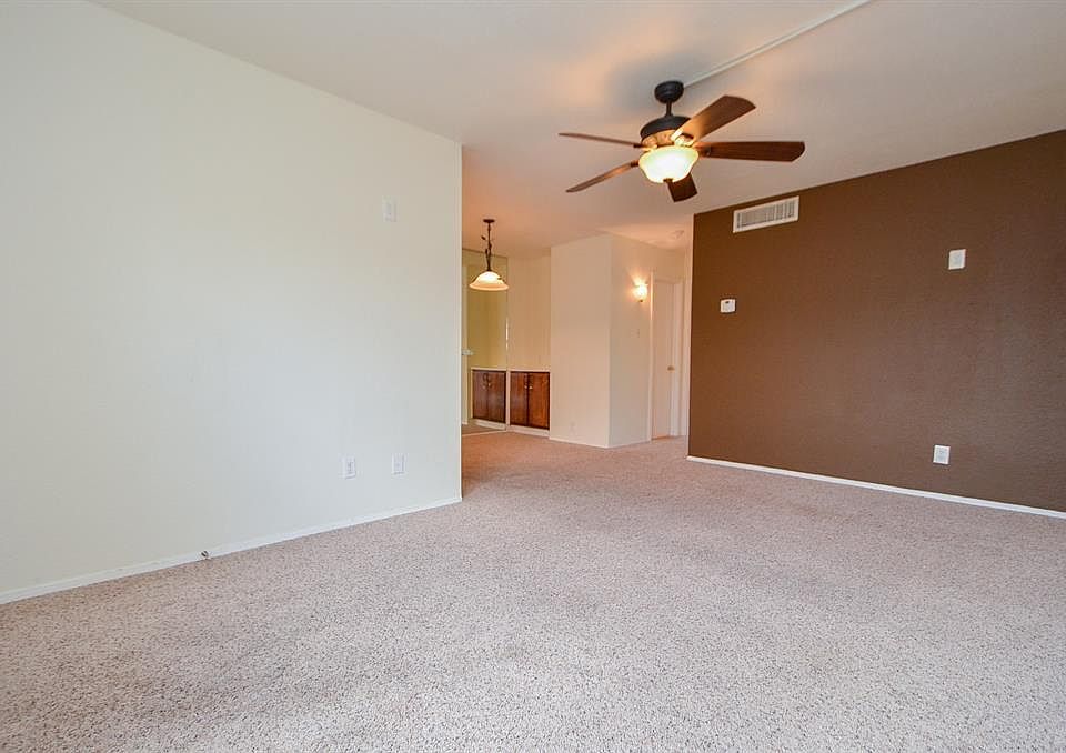 1st image of 5598 N Braeswood Blvd