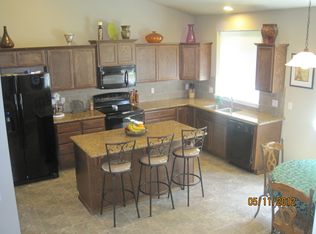 1404 32nd Street Pl SE, Puyallup, WA 98372