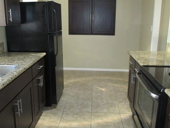 5th image of 8344 San Carlos Dr
