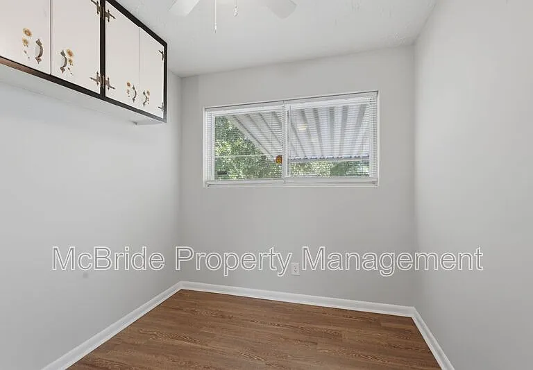 1918 Dunham Ct — Photo 17