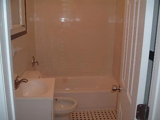 Rented by Level Group | media 33