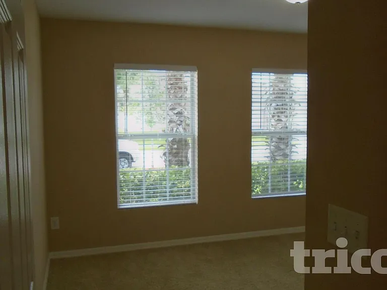 703 Bainbridge Loop — Photo 7