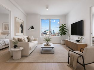 208 Delancey St #9D, New York, NY 10002